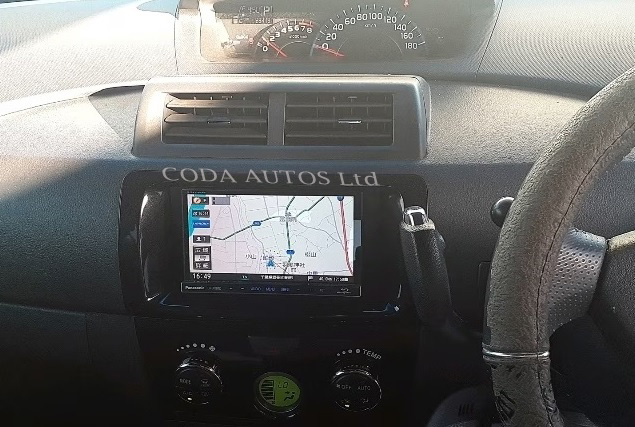 TOYOTA bB 2015